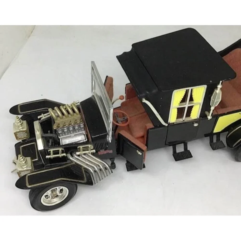 Ertl Munster Koach Model Car Vehicle Herse Black Diecast George Barris 1:18 Vtg